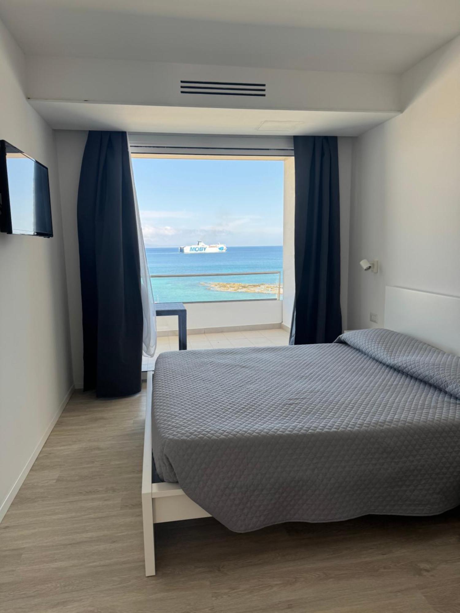 Appartamenti Lungomare Porto Torres Kültér fotó